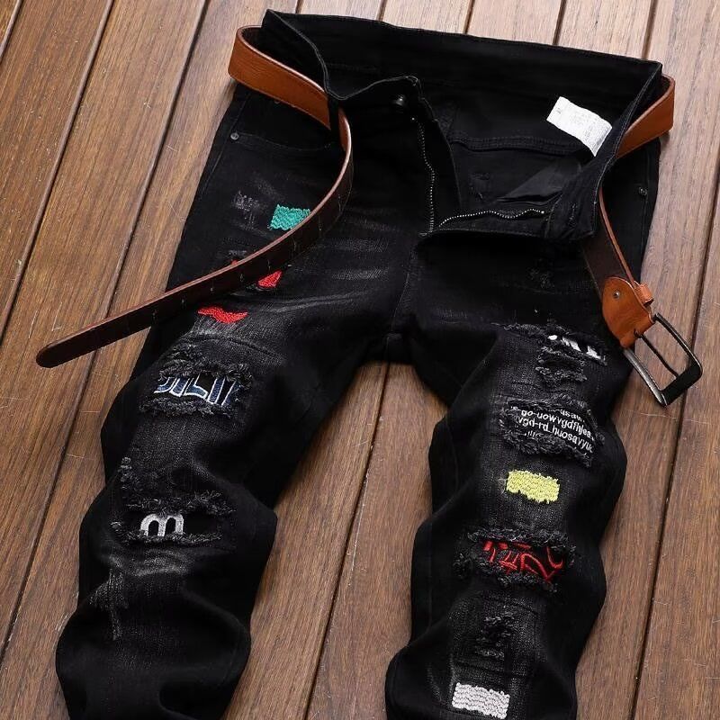 Streetwear Brand Denim - กางเกงยีนส์ขาดสไตล์สตรีทแฟชั่นเกาหลี ทรงสลิมพิมพ์ลายลำลอง ยืดหยุ่น สีดำ กางเกงยีนส์ผู้ชายแบรนด์ดีไซเนอร์